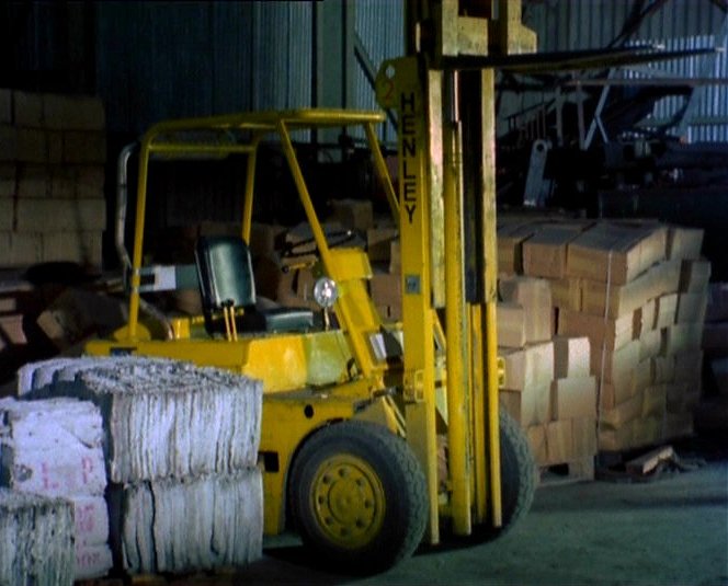 Henley Hawk Forklift truck