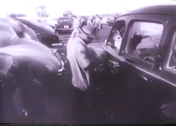 1940 Lincoln Zephyr Sedan [06H-73]