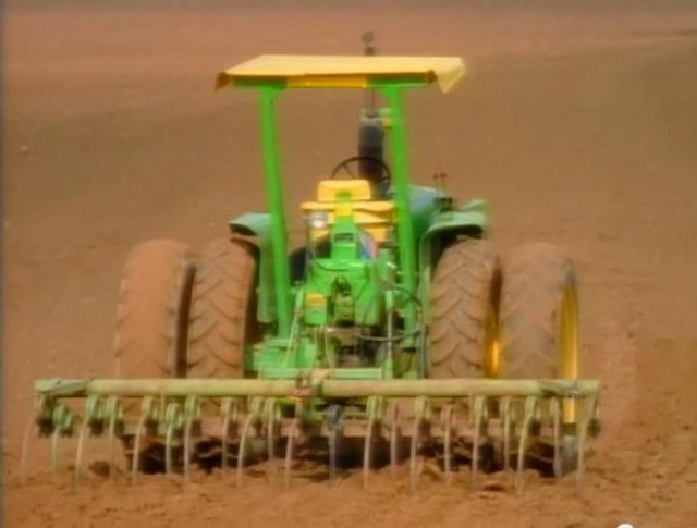 John Deere 4020