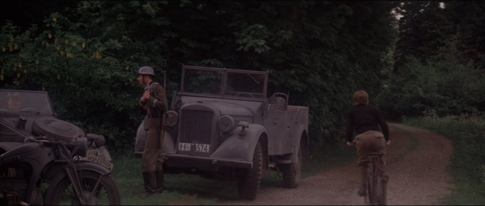 1940 Horch 901 Typ 40 m. gl. Einheits-Pkw