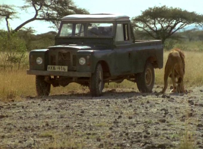 1968 Land-Rover 109'' Series IIa Pickup