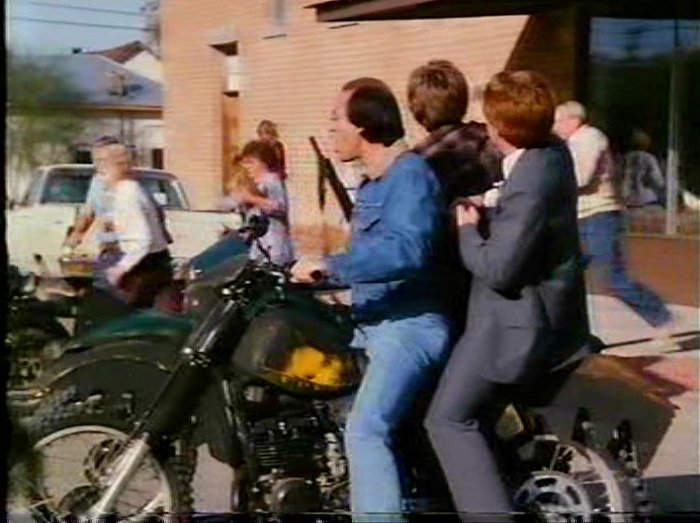 Suzuki PE 250
