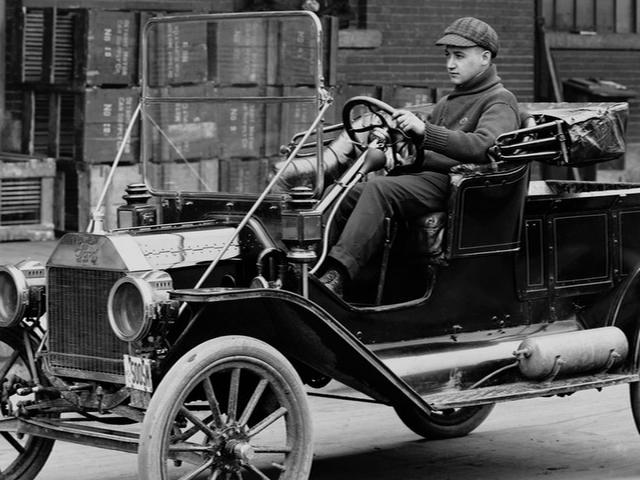 1912 Ford Model T Commercial Roadster