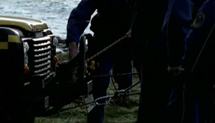 Land-Rover Defender 90