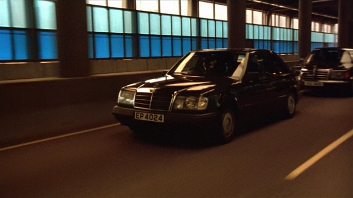 1990 Mercedes-Benz [W124]