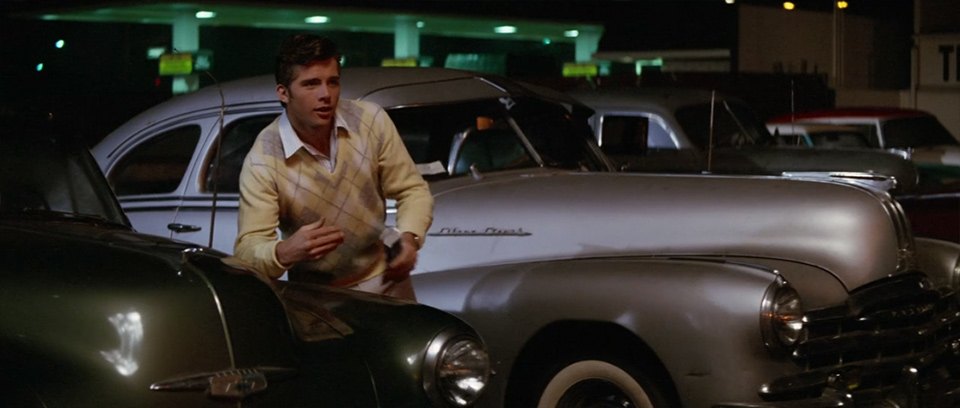 1948 Pontiac Streamliner 5-Passenger Sedan Coupe