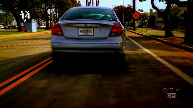 2000 Ford Taurus [D186]