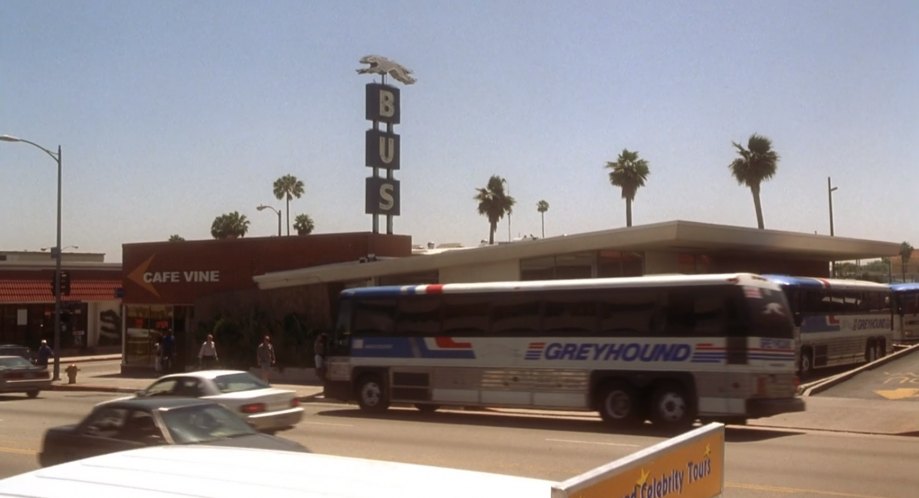 1991 MCI MC-12