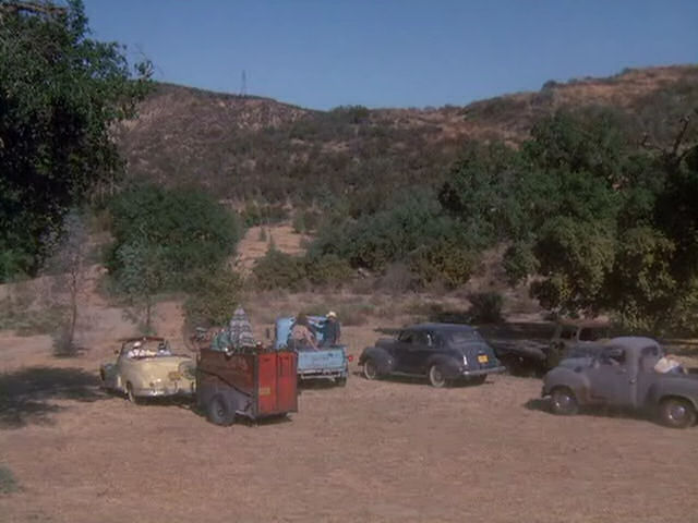 1940 Buick Special Four-Door Touring Sedan [41]