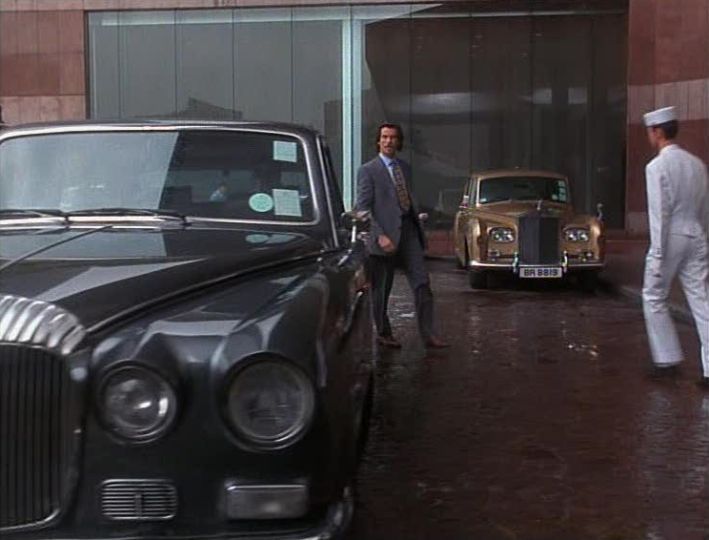 1971 Rolls-Royce Phantom VI Limousine by H.J.Mulliner Park Ward