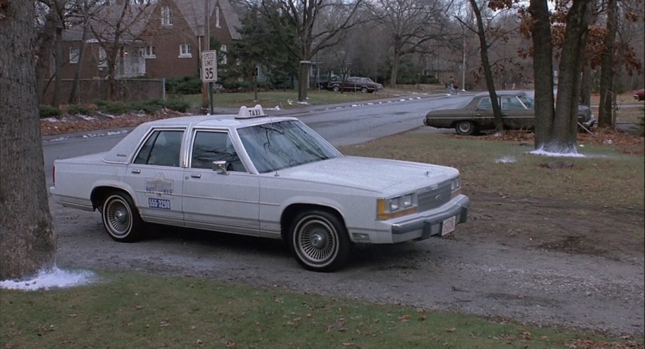 1988 Ford LTD Crown Victoria LX