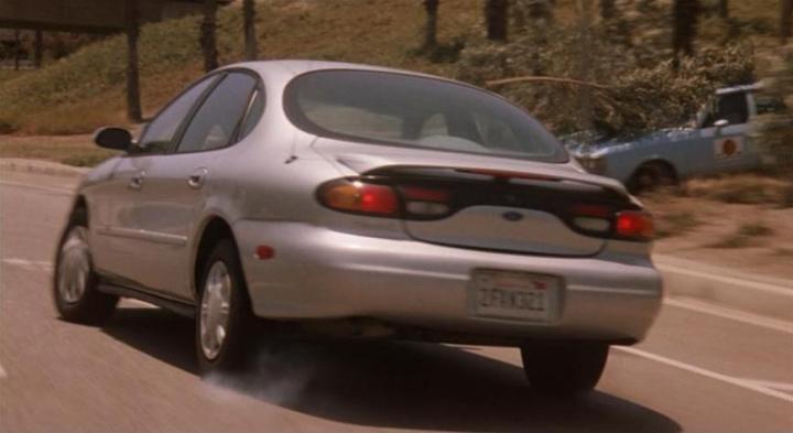 1996 Ford Taurus GL [DN101]