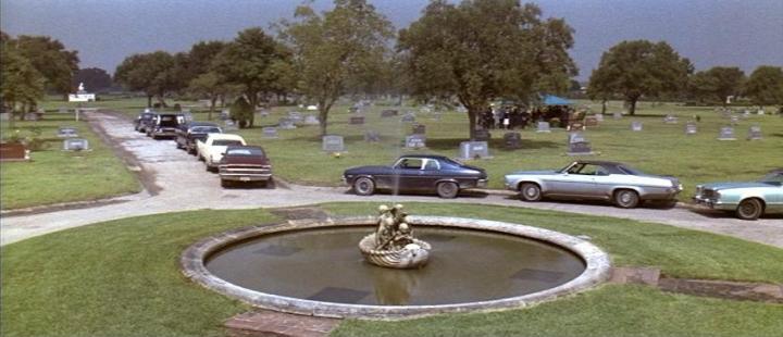 1971 Oldsmobile Delta 88 Custom Holiday Coupe