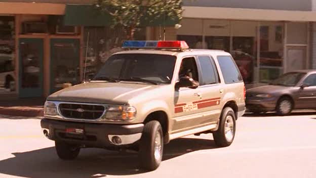 1999 Ford Explorer XLT [UN150]