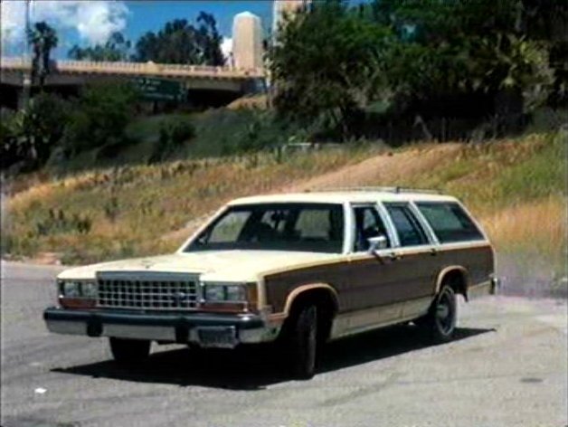 1985 Ford LTD Country Squire