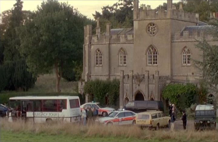 Toyota Coaster Caetano Optimo