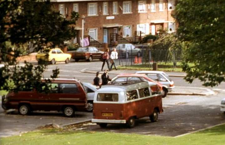 1984 Toyota Space Cruiser [R20]