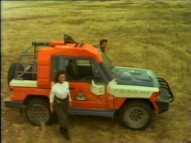 1986 Mitsubishi Pajero with custom bodywork [L040]