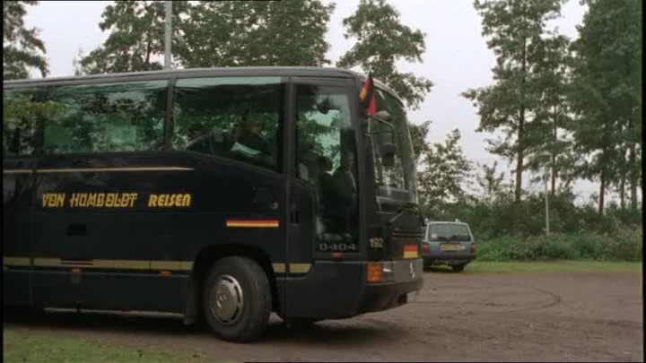 Mercedes-Benz O 404 RHD