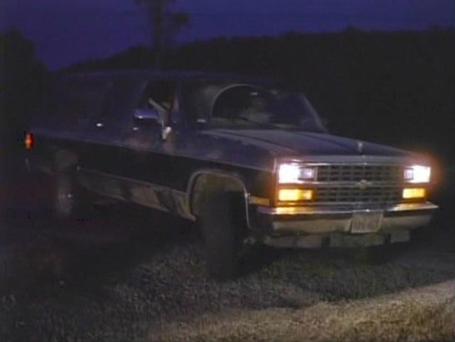 1989 Chevrolet Suburban Silverado [R-1500]