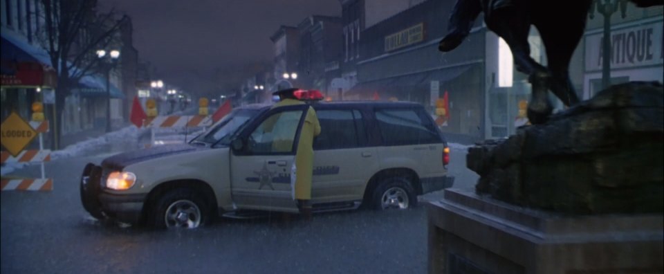 1995 Ford Explorer XLT [UN105]