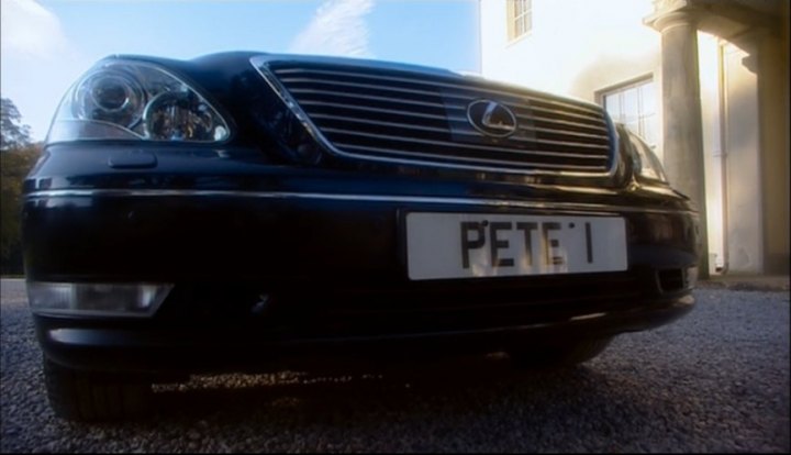 2004 Lexus LS 430 [UCF30]