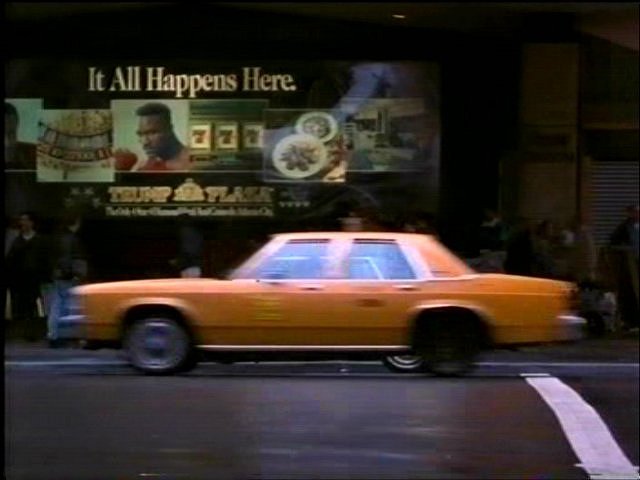 1989 Ford LTD Crown Victoria