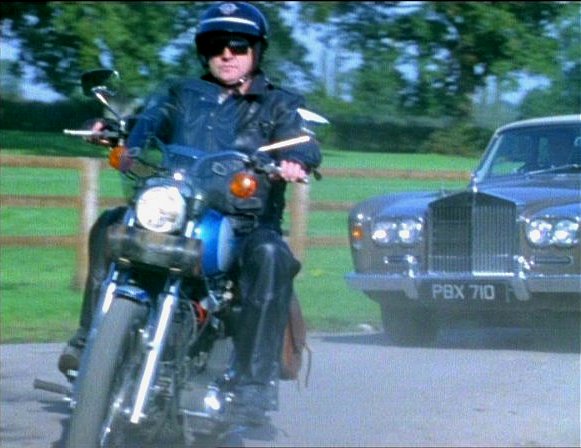 Harley-Davidson FXLR Low Rider