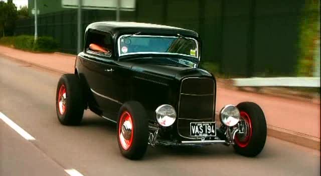 1932 Ford Model B 3-Window Coupe