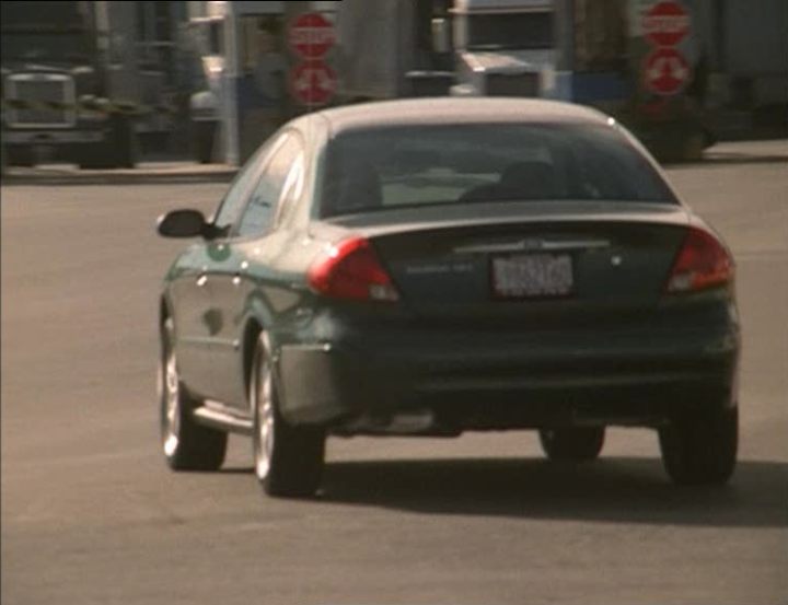 2000 Ford Taurus [D186]
