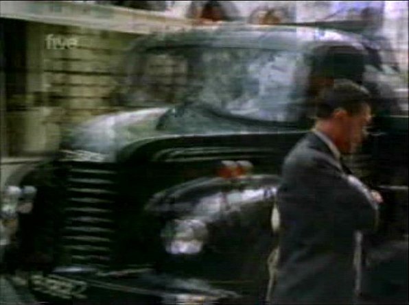 Dodge 100 Series 'Parrot Nose'