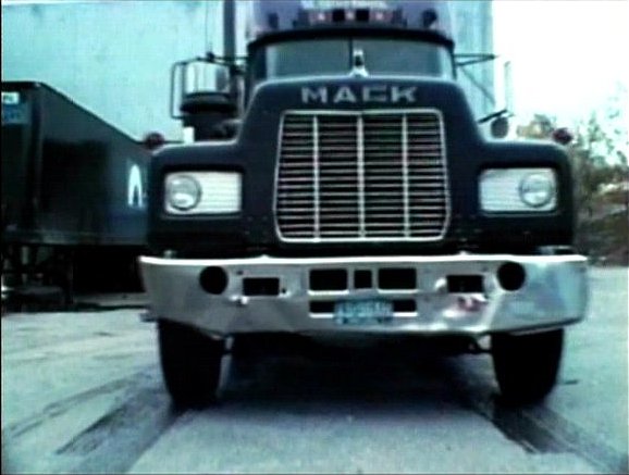 Mack R-Series