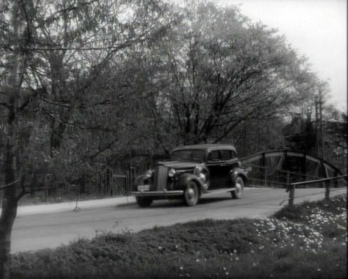 1937 Packard One-Twenty Touring Sedan [120C]