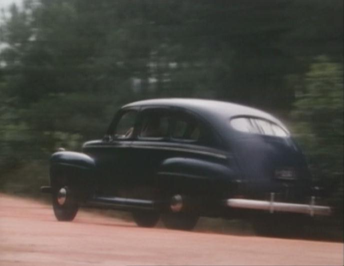 1941 Ford De Luxe Fordor [11A]