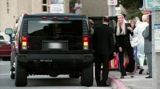 2003 Hummer H2 [GMT820]