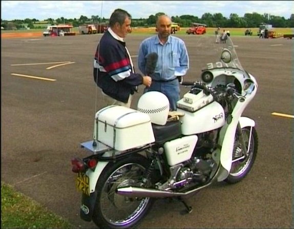 1971 Norton Commando 750 Interpol
