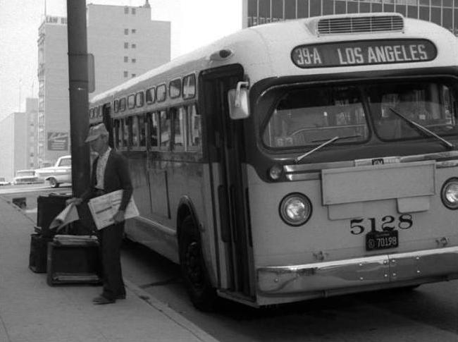 1958 GMC TDH 4801 'Old Look'