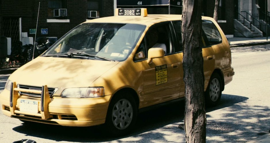 1998 Isuzu Oasis S [RJ1]