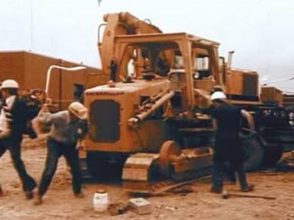 Caterpillar D5 B Crawler Tractor