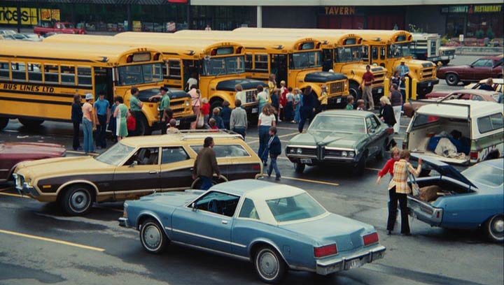 1969 Pontiac Strato Chief