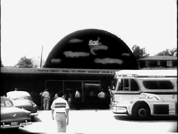 1953 GMC PD 4104