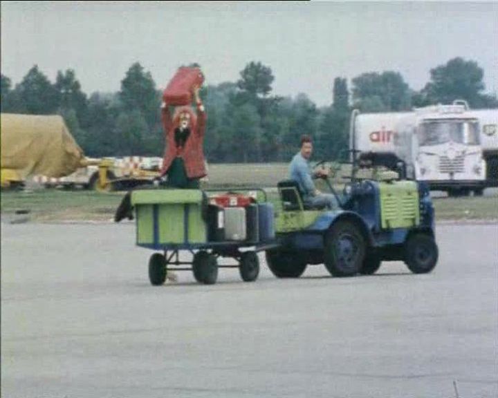 Foden S20 Airport tanker
