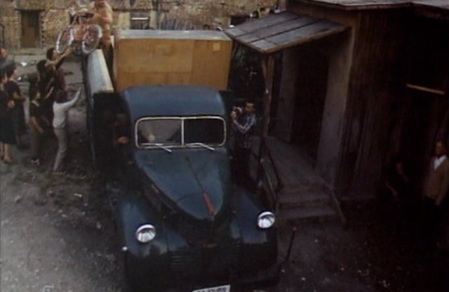 1946 Dodge W-Series Stake