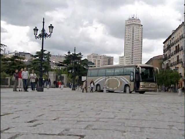 Noge Touring Mercedes-Benz