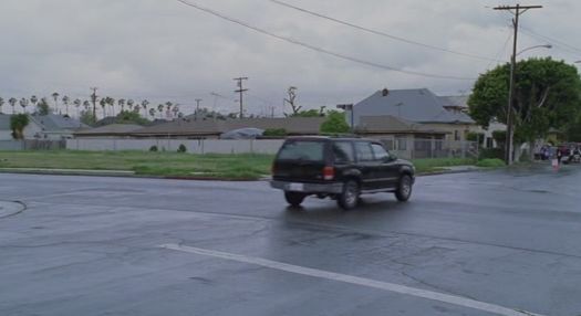 1995 Ford Explorer XLT [UN105]