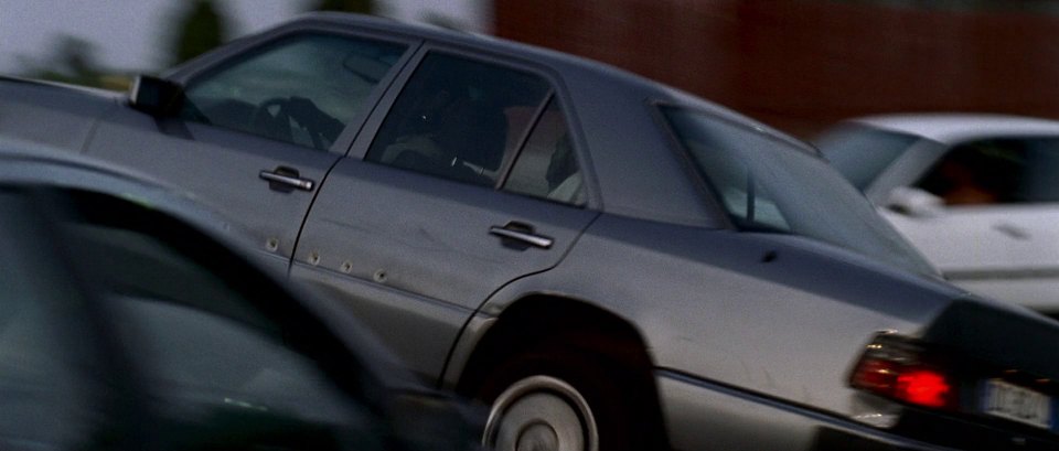 1990 Mercedes-Benz [W124]