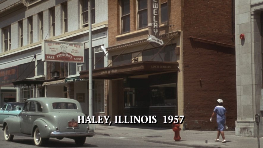 1940 Oldsmobile 60 Touring Sedan [3519]