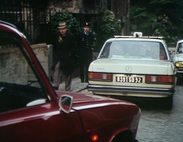 1976 Mercedes-Benz 220 D [W123]