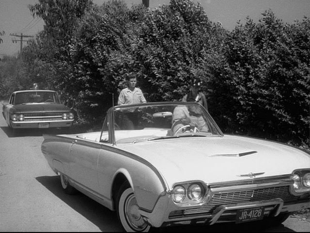 1961 Ford Thunderbird Convertible [76A]