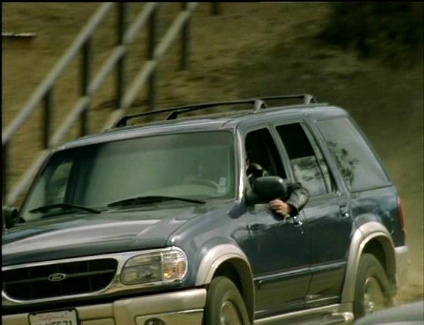 2000 Ford Explorer Eddie Bauer [UN150]